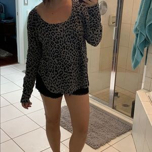 XX SOLD XX LUCKY// leopard thermal